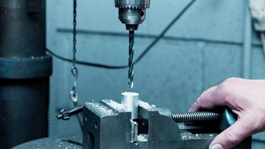 How to Bore a Cylinder With a Drill Press