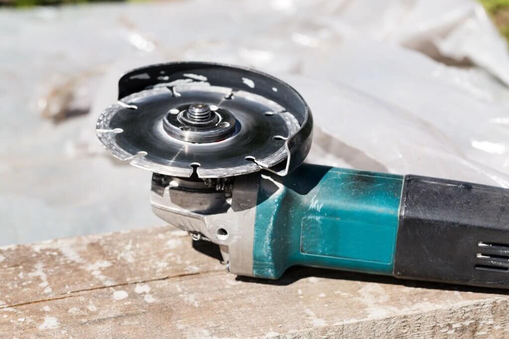 How To Cut Screws With A Drill? Step By Step Guide!