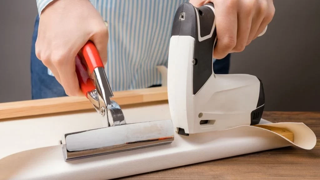 How to Fix Clogged Hammer Issue of a Staple Gun